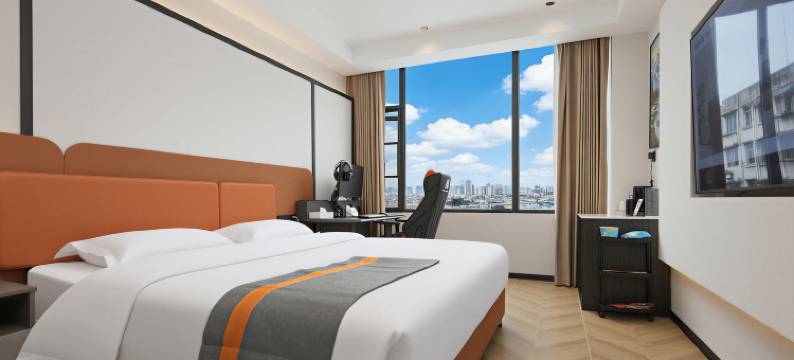 飓龙电竞酒店(德阳文庙广场店)图片