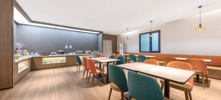 如家驿居酒店(青岛五四广场芝泉路地铁站店)图片