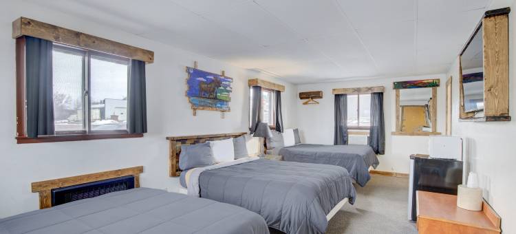 贝尔艾尔汽车旅馆 - 钱伯林靠近密苏里河 I 90(Bel Aire Motel Chamberlain Near Missouri River I 90)图片