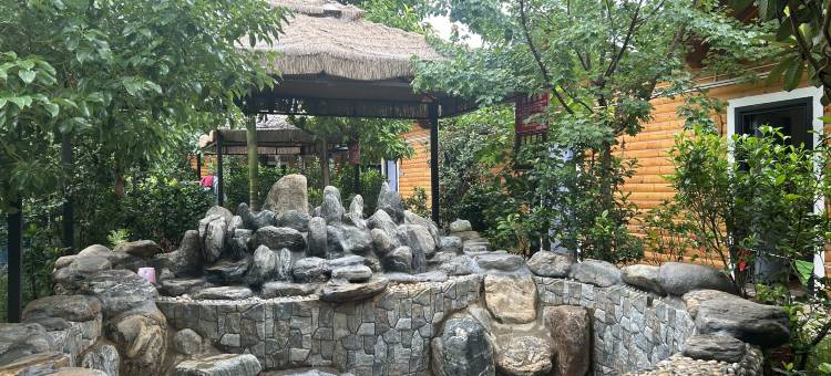 宜良金海岸温泉酒店(阳宗海旅游度假区汤池温泉小镇店)图片