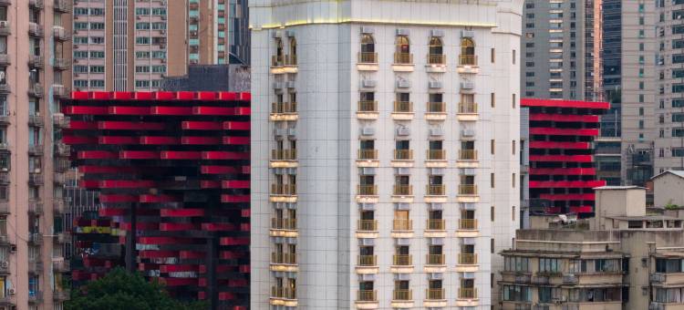重庆解放碑洪崖洞江景美仑酒店图片