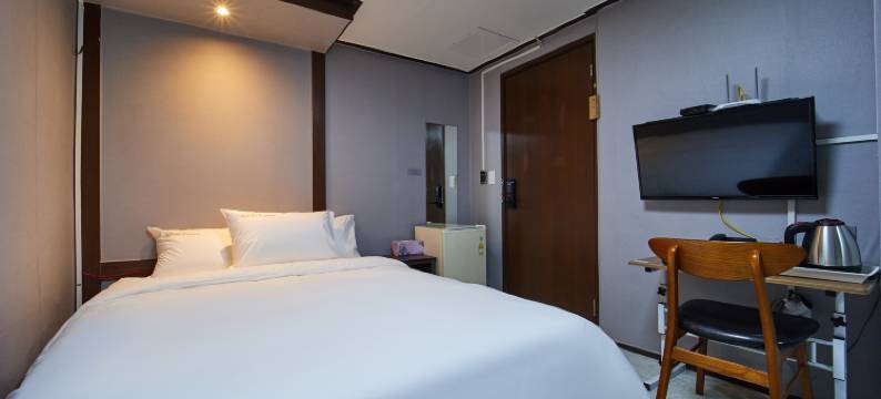 首尔中心酒店(Seoul Central Hotel)图片