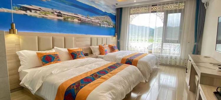 泸沽湖甲措登巴酒店图片