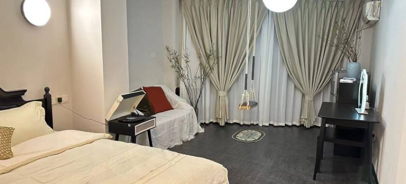 宝丽晶公寓(武汉江汉路步行街中央荣御店)图片