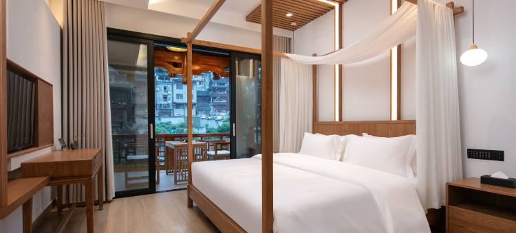 闻溪揽月精品民宿(芙蓉镇大瀑布店)图片