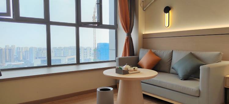 斯维登精品酒店(成都珠江广场光华公园地铁站店)图片