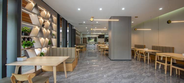 丽致酒店(上海周浦沈梅路地铁站店)图片