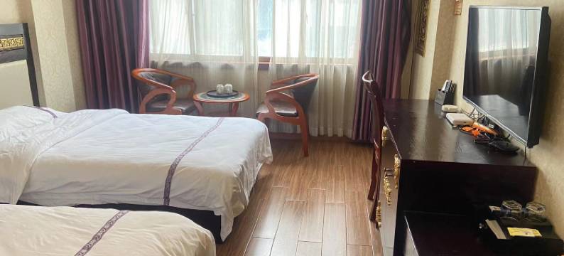 吉隆日吾班巴宫廷酒店图片