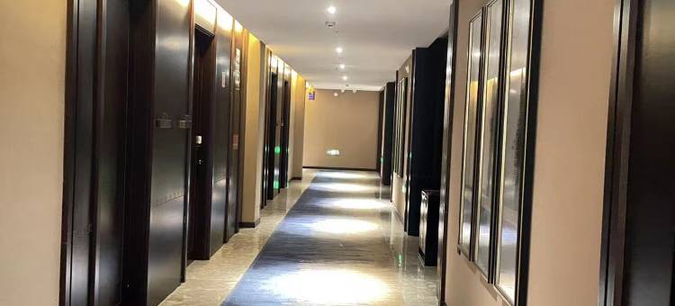 青藤艺宿酒店(慈溪坎墩店)图片