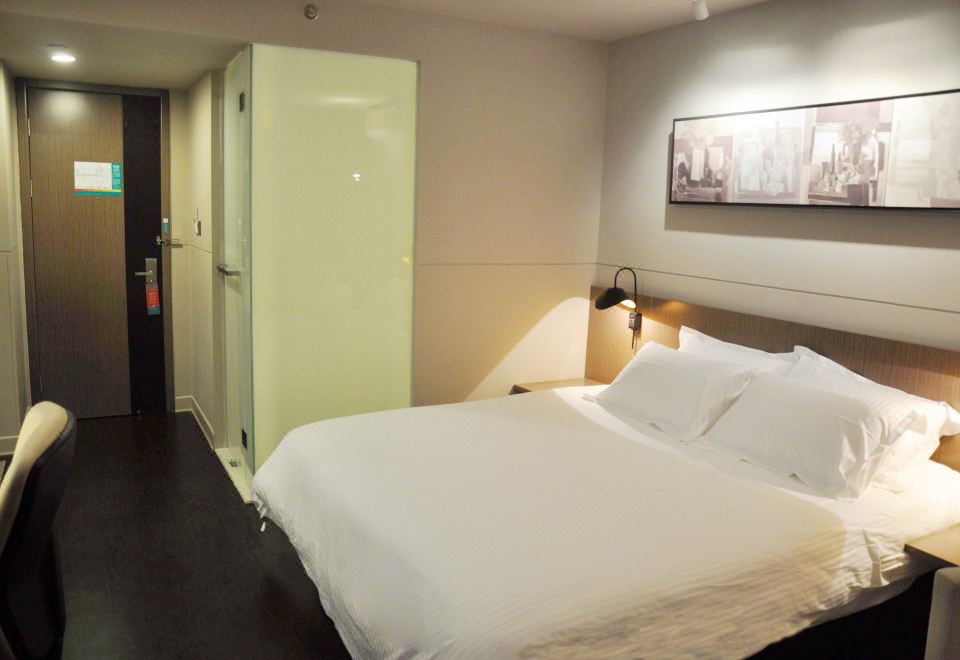 Jinjiang Inn Select (Shanghai Yanghang Baoyang Road)Hotel Overview