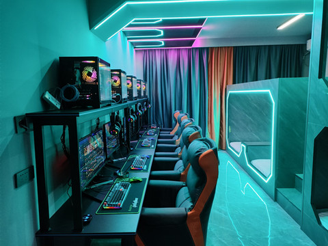 富锦步梵电竞酒店