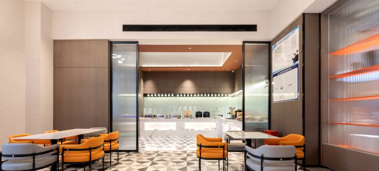 柏曼酒店(库尔勒市政府杜鹃河店)图片