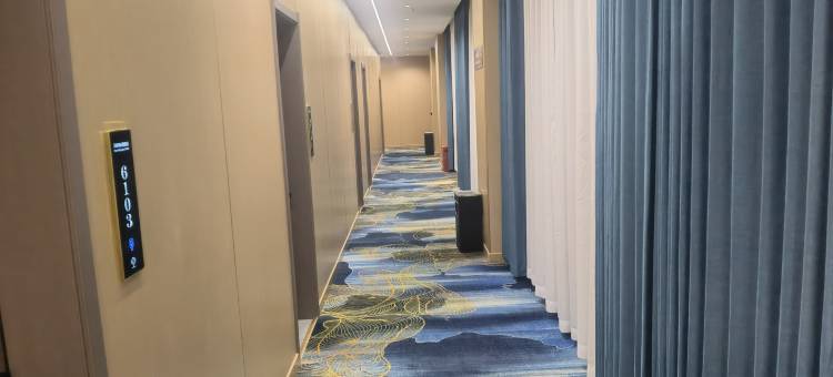 月畔湾轻奢酒店图片