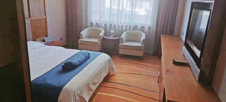 曹县朶芭安酒店图片