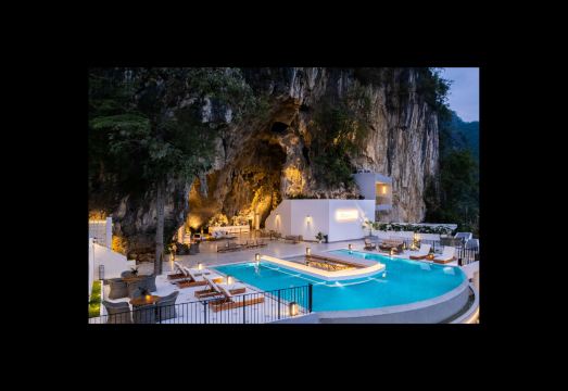 万峯湖峯兮·洞穴丨隐奢金宿外景图