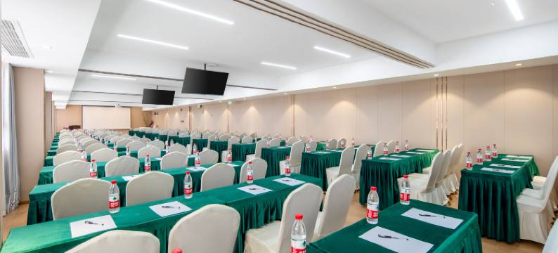 泉外楼酒店(重庆西南大学北碚地铁站店)图片