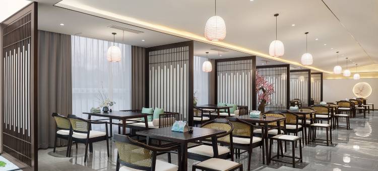 陌上轻居酒店(濮阳中心广场人民路店)图片