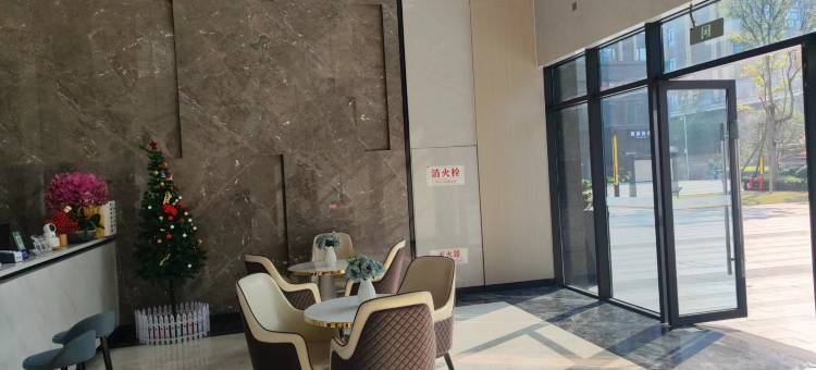 询梦主题酒店(光环购物公园重光地铁站店)图片