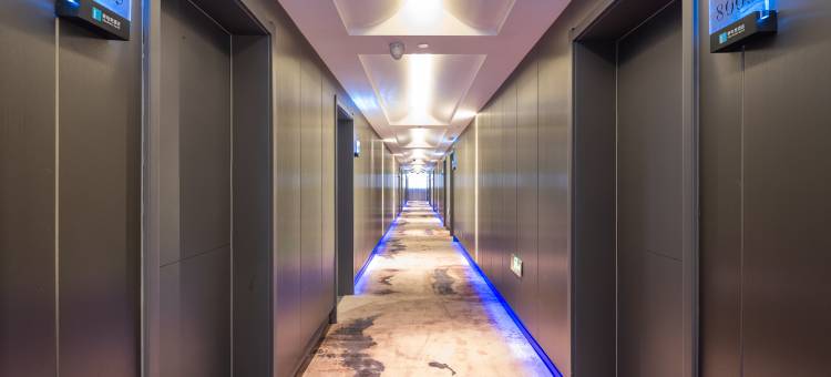 爱电竞酒店(开封火车站魏都路店)图片