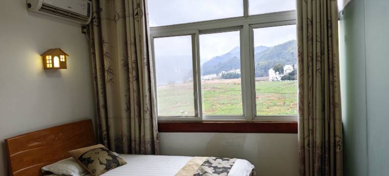 歙县深渡黎明宾馆图片