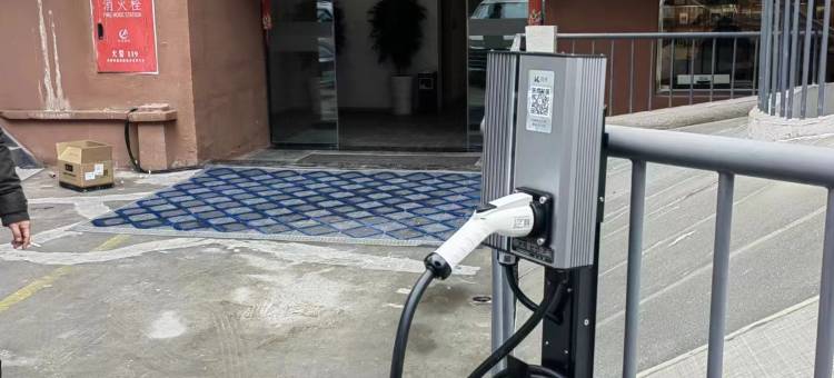 岷青渡民宿(乐山张公桥美食街店)图片