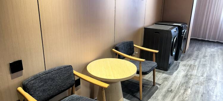 太原莱曼轻居酒店(太原火车站经园路店)图片