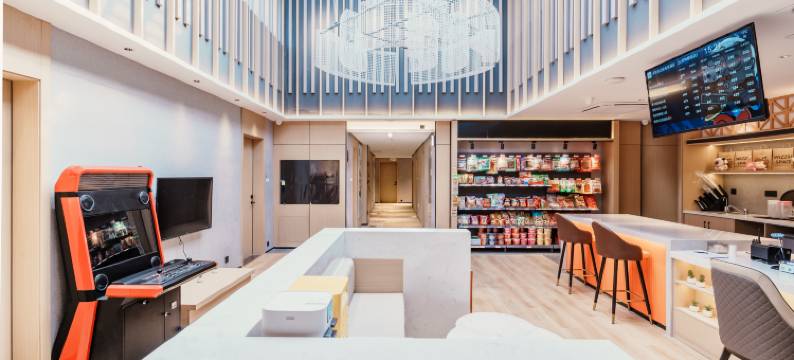 未知里泛娱酒店(太原柳巷钟楼街店)图片