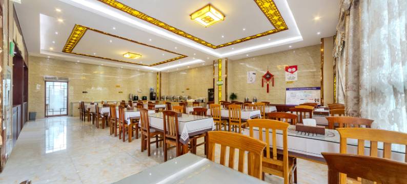 芒市凤池大酒店图片