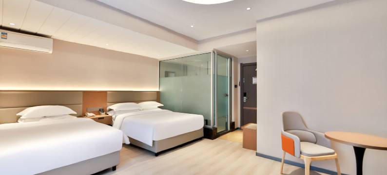 白玉酒店(长春火车站中东瑞家家居广场店)图片