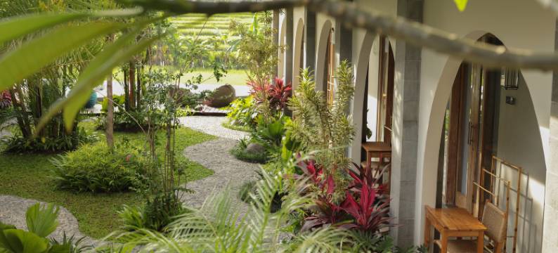 MAHALONA BALI STAY CANGGU图片