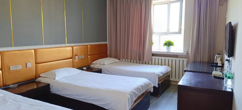 伊宁袁华伟宾馆图片