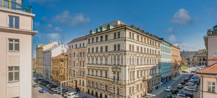 阿德雷兹大师酒店(Hotel Maestro by Adrez)图片