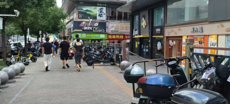 鸿运公寓(深圳应人石地铁站店)图片