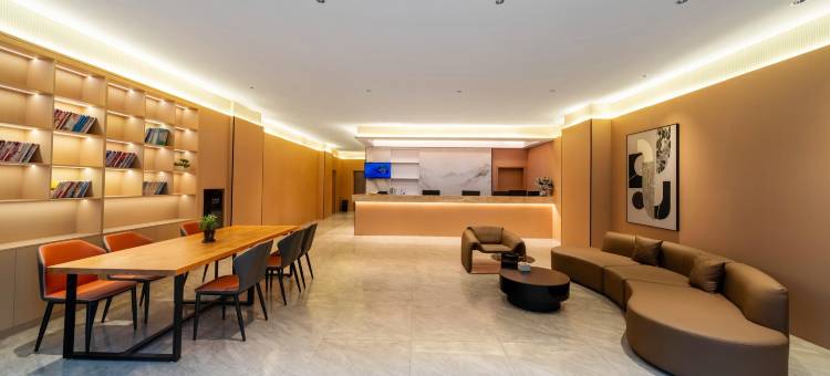 橙子酒店(上饶师范学院三清山机场店)图片