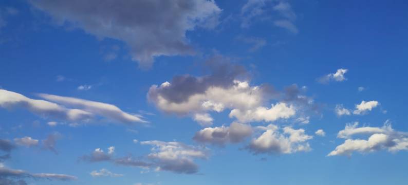 大理溪边小筑民宿(洱海S湾生态廊道店)图片