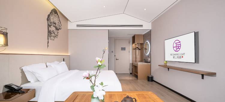 陌上轻居酒店(天水南站桥南建材城店)图片