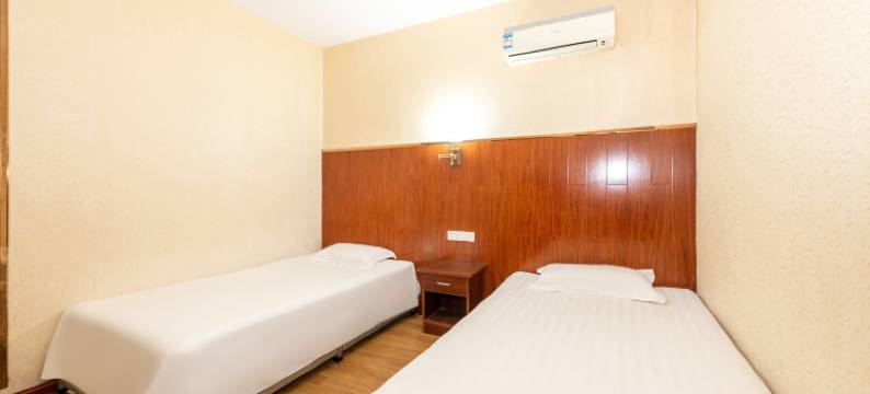 哈啰轻酒店(丹阳火车站店)图片