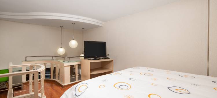 扬子江饭店(武汉青山红钢城地铁站店)图片