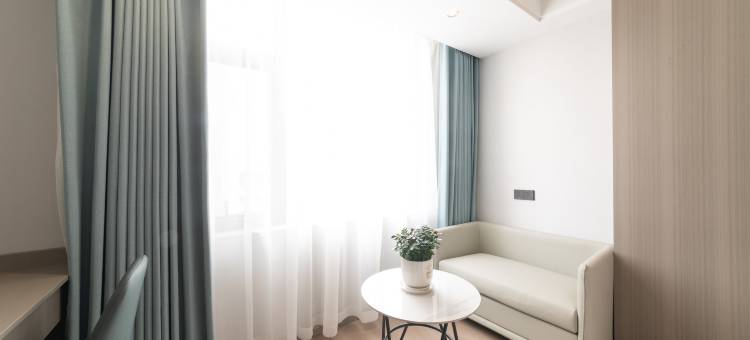 艾米精致酒店(汉中高铁站中心广场店)图片