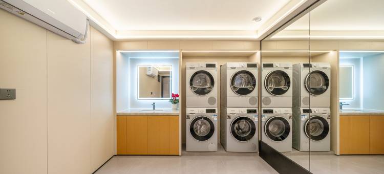 艺龙安云酒店(上海宝山万达广场共康路地铁站店)图片