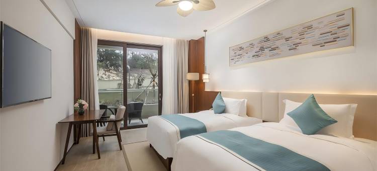 海南万国棋子湾海滩大酒店图片