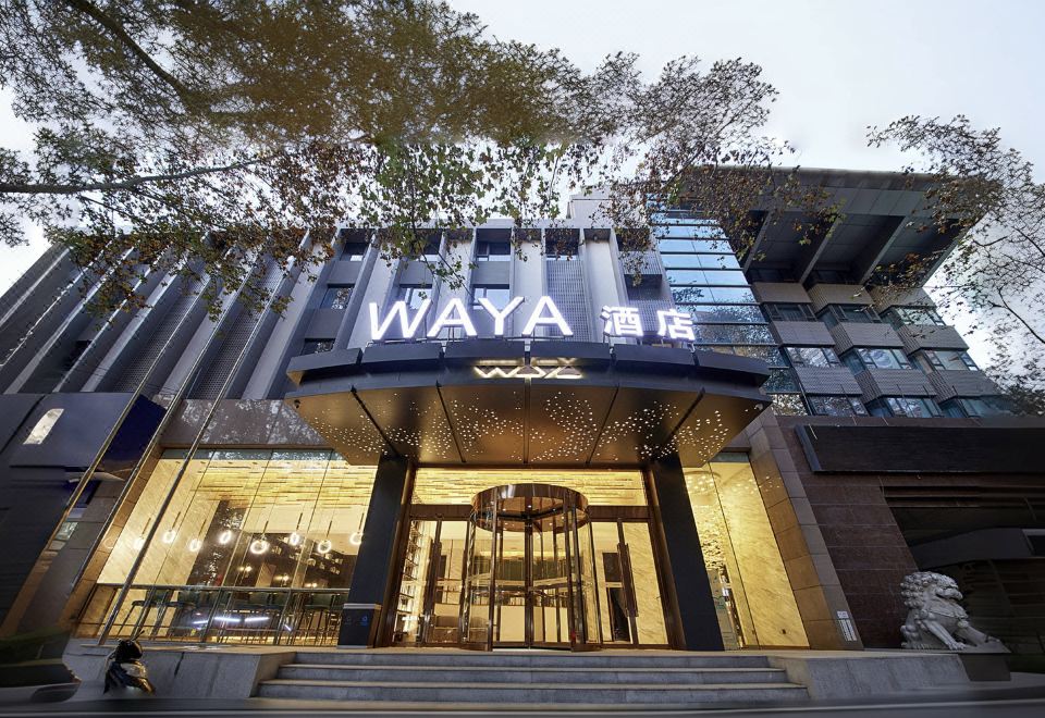 Waya HotelHotel Overview
