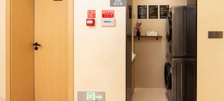 隐庐酒店(美美购物中心军区总医院店)图片