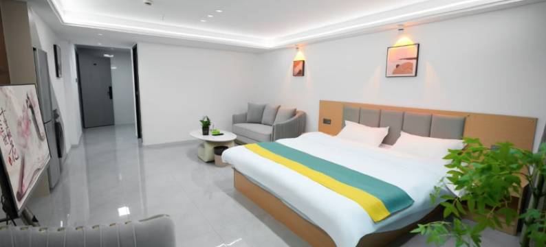 天境民宿(东二环泰禾广场店)图片