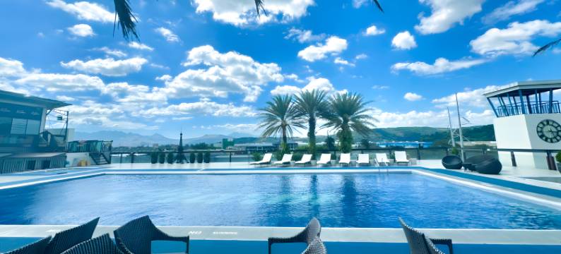 苏比克魅力套房酒店(Le Charme Suites Subic)图片