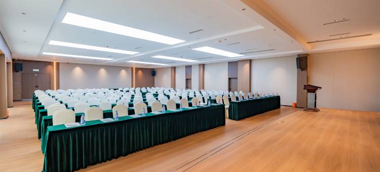 良港轻居酒店(广安思源广场吾悦广场店)图片