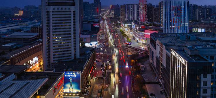 临沂泰盛广场万象汇亚朵酒店图片