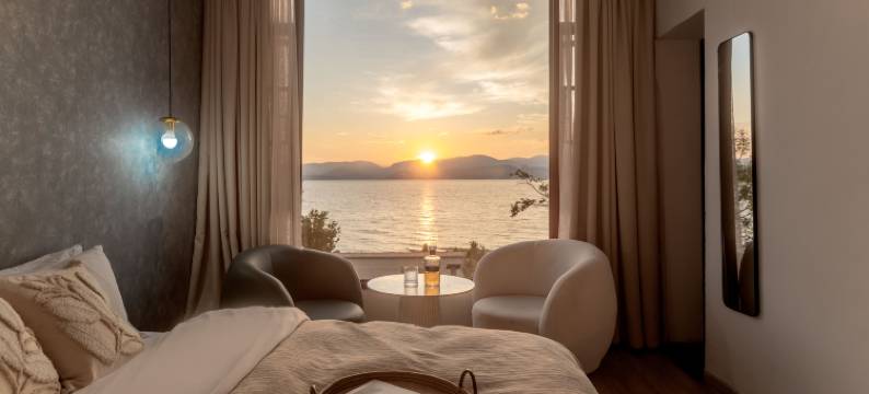 大理千与千寻全海景民宿(洱海生态廊道三圣岛店)图片