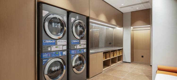 柏曼酒店(龙泉广场解放中路店)图片