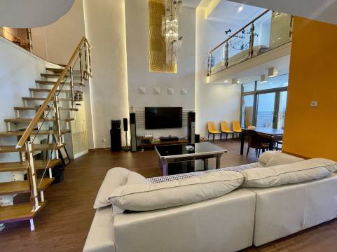 雅园·中空复式多家庭套房